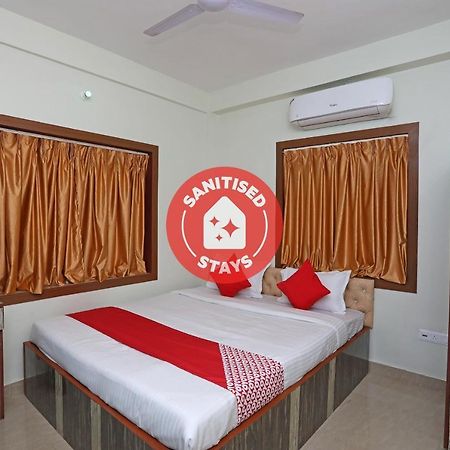 Oyo 17187 Urban Casa Hotel Kolkata Exterior photo