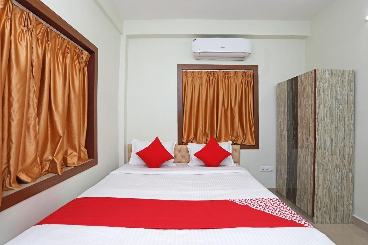 Oyo 17187 Urban Casa Hotel Kolkata Exterior photo