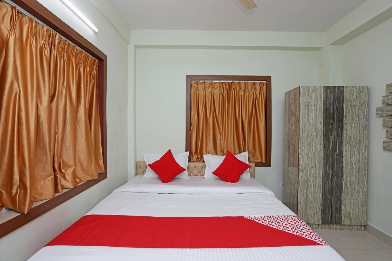 Oyo 17187 Urban Casa Hotel Kolkata Exterior photo