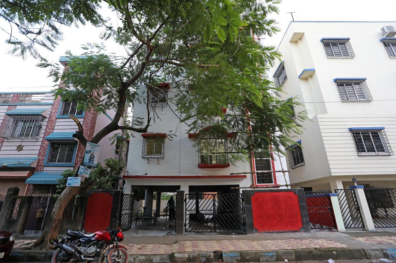 Oyo 17187 Urban Casa Hotel Kolkata Exterior photo